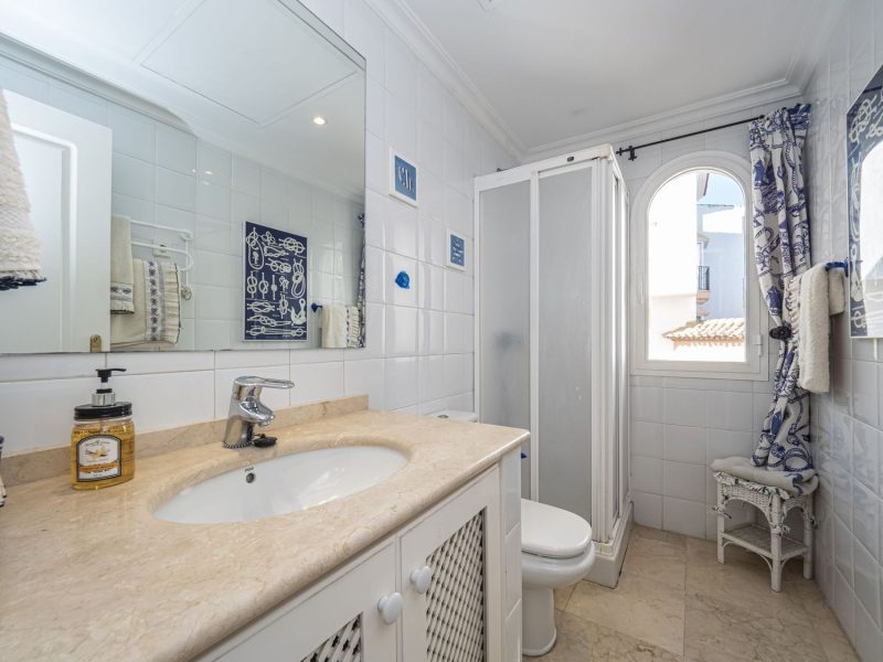 Apartment for sale in Nueva Andalucía, Marbella, Málaga (Spain)