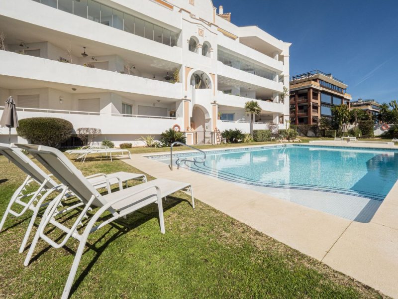 Apartment for sale in Nueva Andalucía, Marbella, Málaga (Spain)
