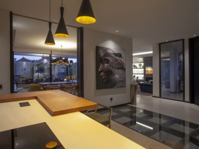 Villa til salg i Nueva Andalucía, Marbella, Málaga (Spanien)