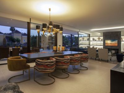 Villa til salg i Nueva Andalucía, Marbella, Málaga (Spanien)