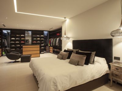 Villa til salg i Nueva Andalucía, Marbella, Málaga (Spanien)